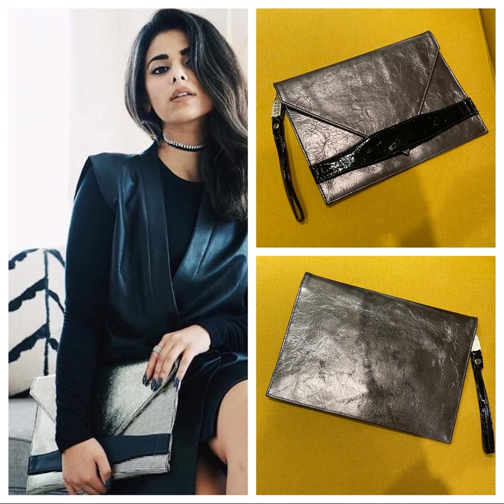 STUNNER Laudi Vidni 😍Tempo Envelope Custom Clutch